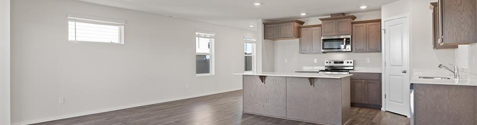 Zeelar Street, Kennewick, Washington 99336, 4 Bedrooms Bedrooms, ,3 BathroomsBathrooms,For Sale,Zeelar Street,285082