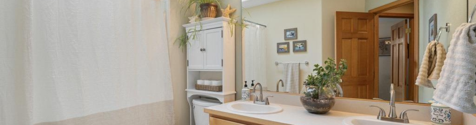 Nicole Ct., Pullman, Washington 99163, 4 Bedrooms Bedrooms, ,3 BathroomsBathrooms,Site Built-owned Lot,For Sale,Nicole Ct.,285103