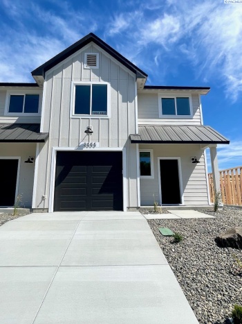 6th Place, Kennewick, Washington 99336, 3 Bedrooms Bedrooms, ,3 BathroomsBathrooms,Town House,For Sale,6th Place,285097