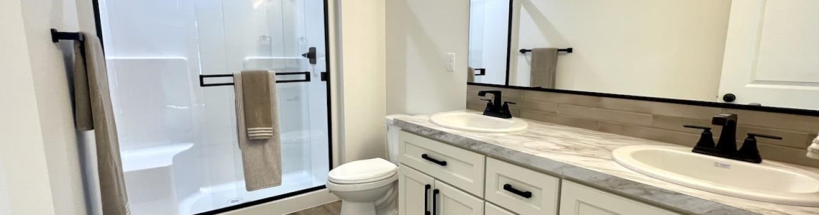 6th Place, Kennewick, Washington 99336, 3 Bedrooms Bedrooms, ,3 BathroomsBathrooms,Town House,For Sale,6th Place,285097