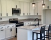 6th Place, Kennewick, Washington 99336, 3 Bedrooms Bedrooms, ,3 BathroomsBathrooms,Town House,For Sale,6th Place,285094