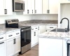 6th Place, Kennewick, Washington 99336, 3 Bedrooms Bedrooms, ,3 BathroomsBathrooms,Town House,For Sale,6th Place,285094