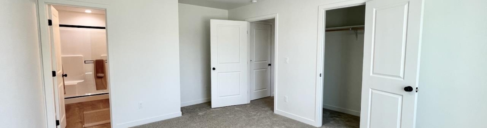 6th Place, Kennewick, Washington 99336, 3 Bedrooms Bedrooms, ,3 BathroomsBathrooms,Town House,For Sale,6th Place,285095