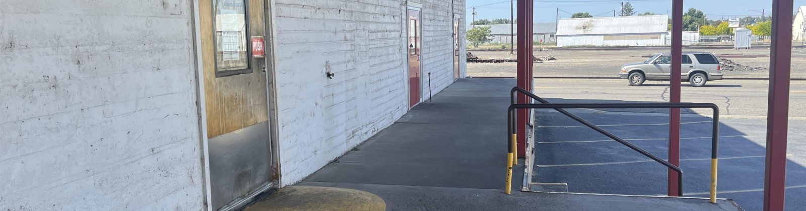 Canal Drive, Kennewick, Washington 99336, ,11 BathroomsBathrooms,Retail,For Sale,Canal Drive,285114
