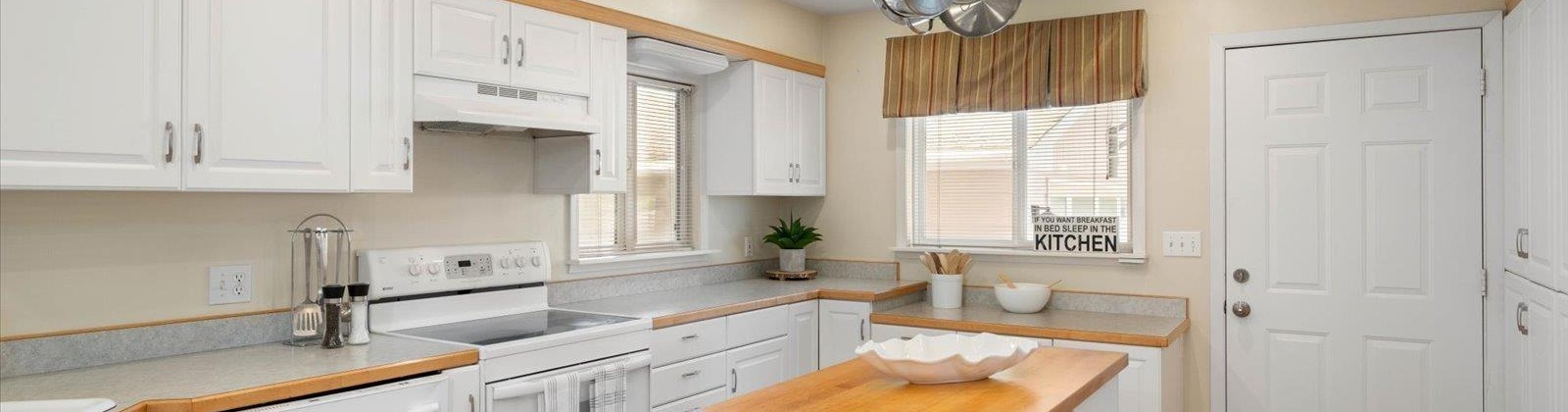 Date St, Kennewick, Washington 99337, 3 Bedrooms Bedrooms, ,3 BathroomsBathrooms,For Sale,Date St,285122