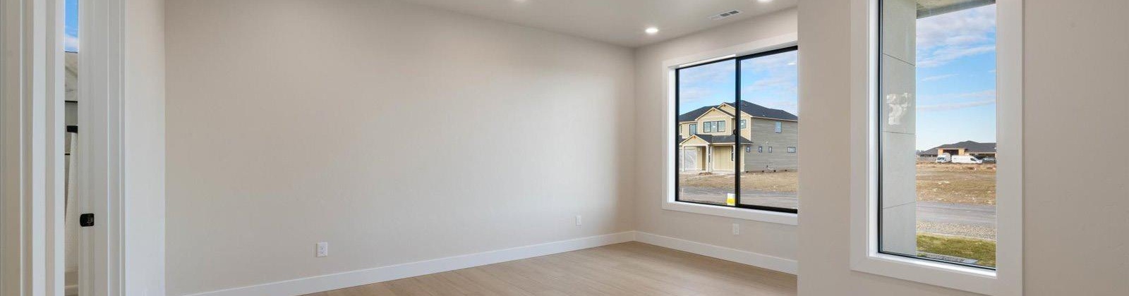 23rd Ave, Kennewick, Washington 99338, 5 Bedrooms Bedrooms, ,4 BathroomsBathrooms,Site Built-owned Lot,For Sale,23rd Ave,285121