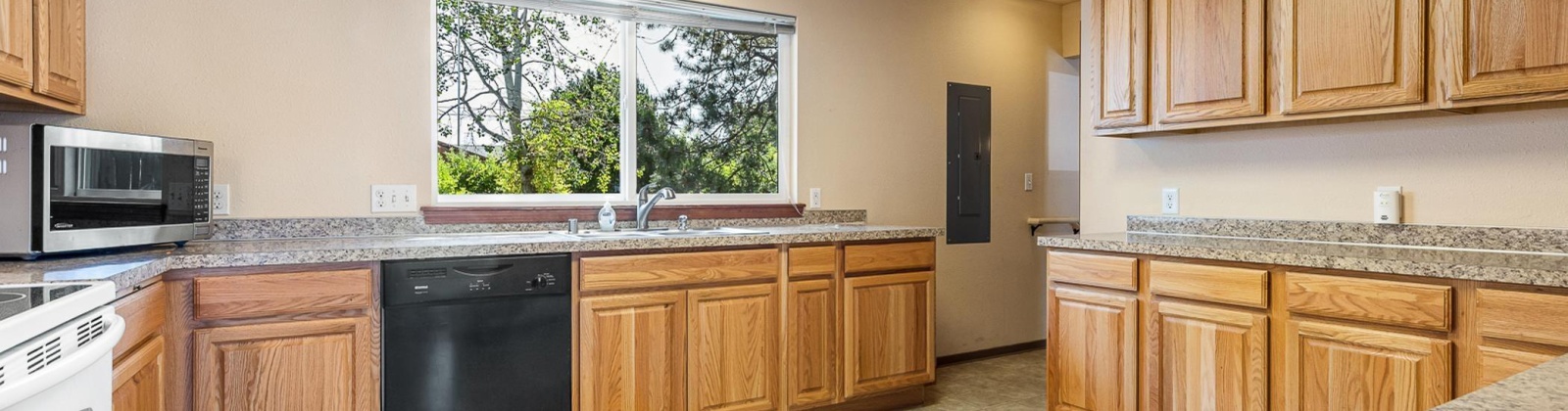 Newcomer Ave, Richland, Washington 99354, 3 Bedrooms Bedrooms, ,2 BathroomsBathrooms,Site Built-owned Lot,For Sale,Newcomer Ave,285111