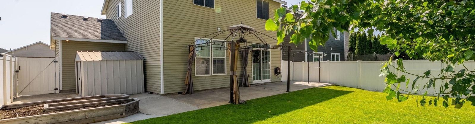 Arabian Ln, Pasco, Washington 99301-6676, 3 Bedrooms Bedrooms, ,3 BathroomsBathrooms,For Sale,Arabian Ln,285145