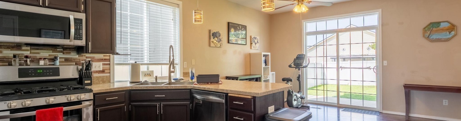 Arabian Ln, Pasco, Washington 99301-6676, 3 Bedrooms Bedrooms, ,3 BathroomsBathrooms,For Sale,Arabian Ln,285145