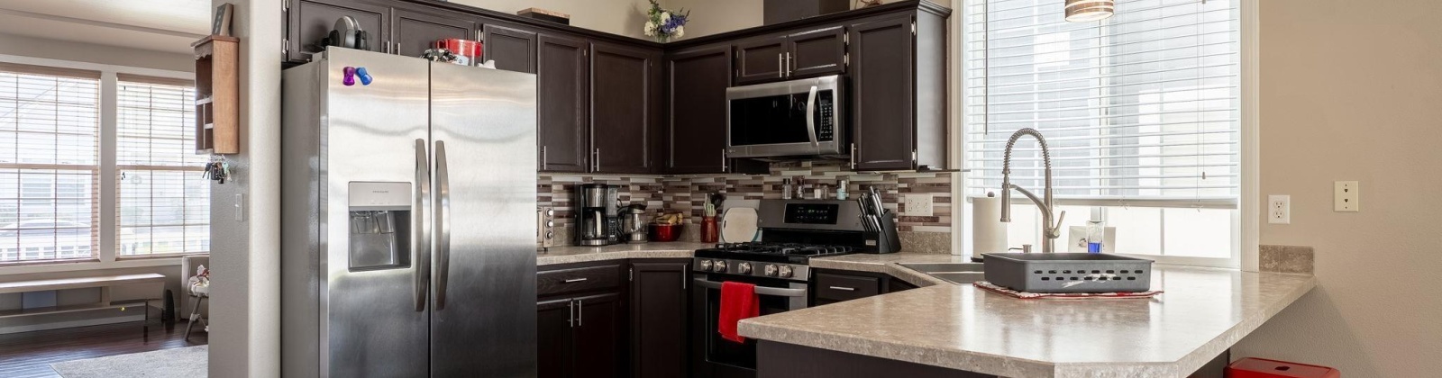Arabian Ln, Pasco, Washington 99301-6676, 3 Bedrooms Bedrooms, ,3 BathroomsBathrooms,For Sale,Arabian Ln,285145