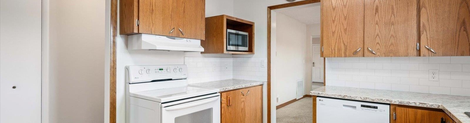 6th Ave, Kennewick, Washington 99336, 3 Bedrooms Bedrooms, ,2 BathroomsBathrooms,Site Built-owned Lot,For Sale,6th Ave,285144