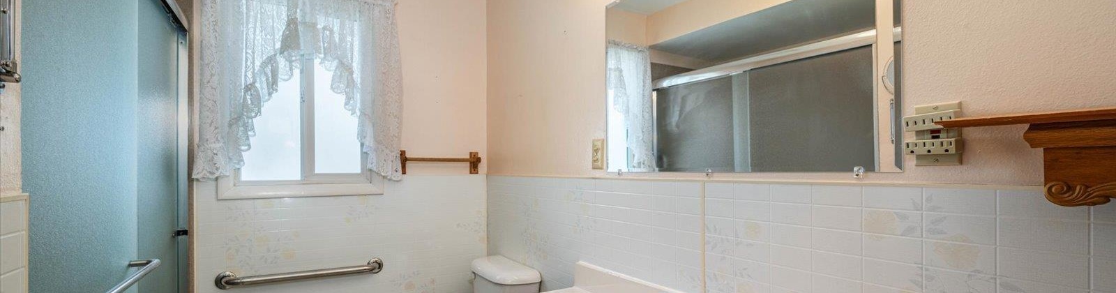 6th Ave, Kennewick, Washington 99336, 3 Bedrooms Bedrooms, ,2 BathroomsBathrooms,Site Built-owned Lot,For Sale,6th Ave,285144