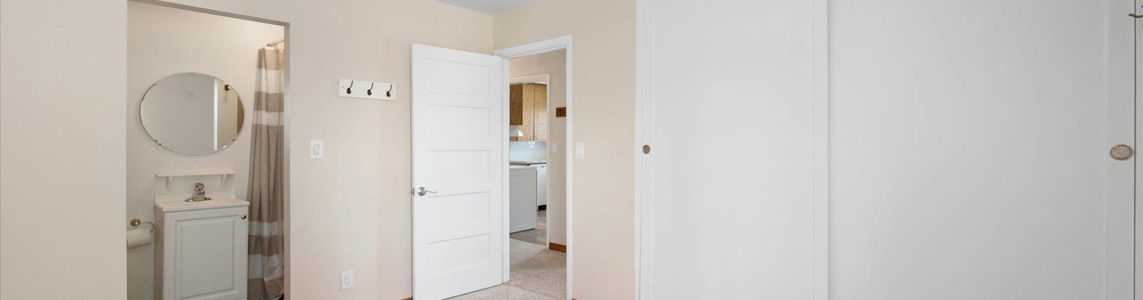 6th Ave, Kennewick, Washington 99336, 3 Bedrooms Bedrooms, ,2 BathroomsBathrooms,Site Built-owned Lot,For Sale,6th Ave,285144