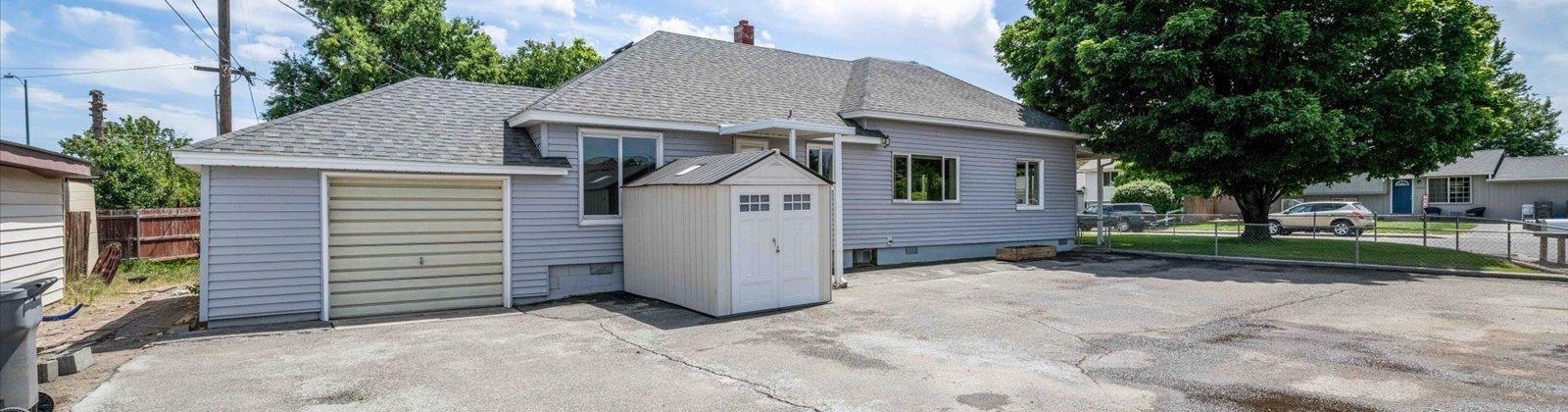 6th Ave, Kennewick, Washington 99336, 3 Bedrooms Bedrooms, ,2 BathroomsBathrooms,Site Built-owned Lot,For Sale,6th Ave,285144