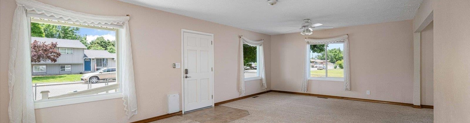 6th Ave, Kennewick, Washington 99336, 3 Bedrooms Bedrooms, ,2 BathroomsBathrooms,Site Built-owned Lot,For Sale,6th Ave,285144