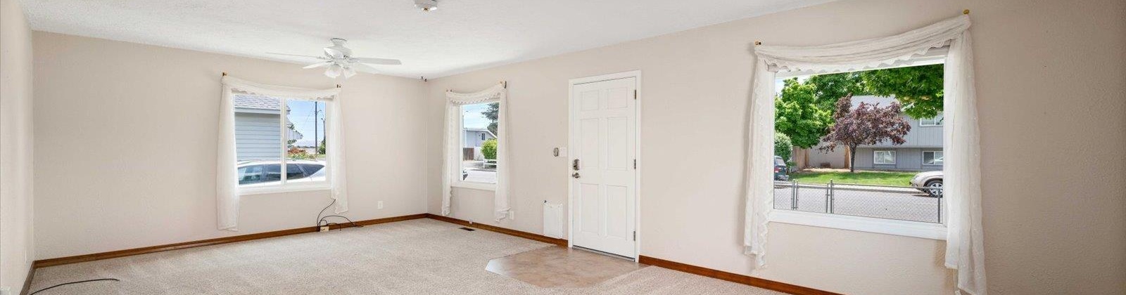 6th Ave, Kennewick, Washington 99336, 3 Bedrooms Bedrooms, ,2 BathroomsBathrooms,Site Built-owned Lot,For Sale,6th Ave,285144