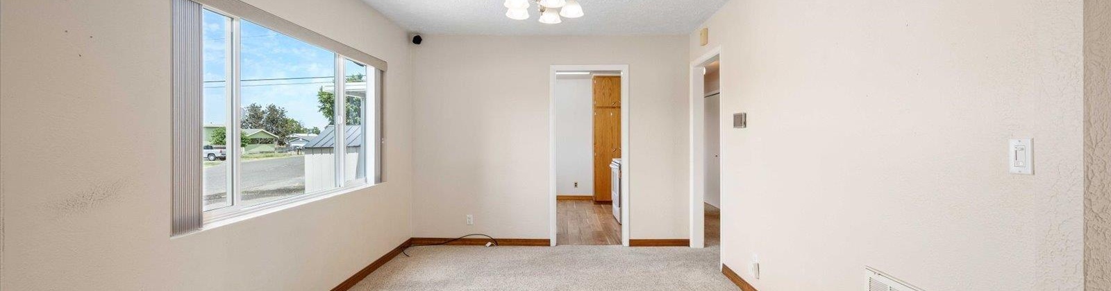 6th Ave, Kennewick, Washington 99336, 3 Bedrooms Bedrooms, ,2 BathroomsBathrooms,Site Built-owned Lot,For Sale,6th Ave,285144