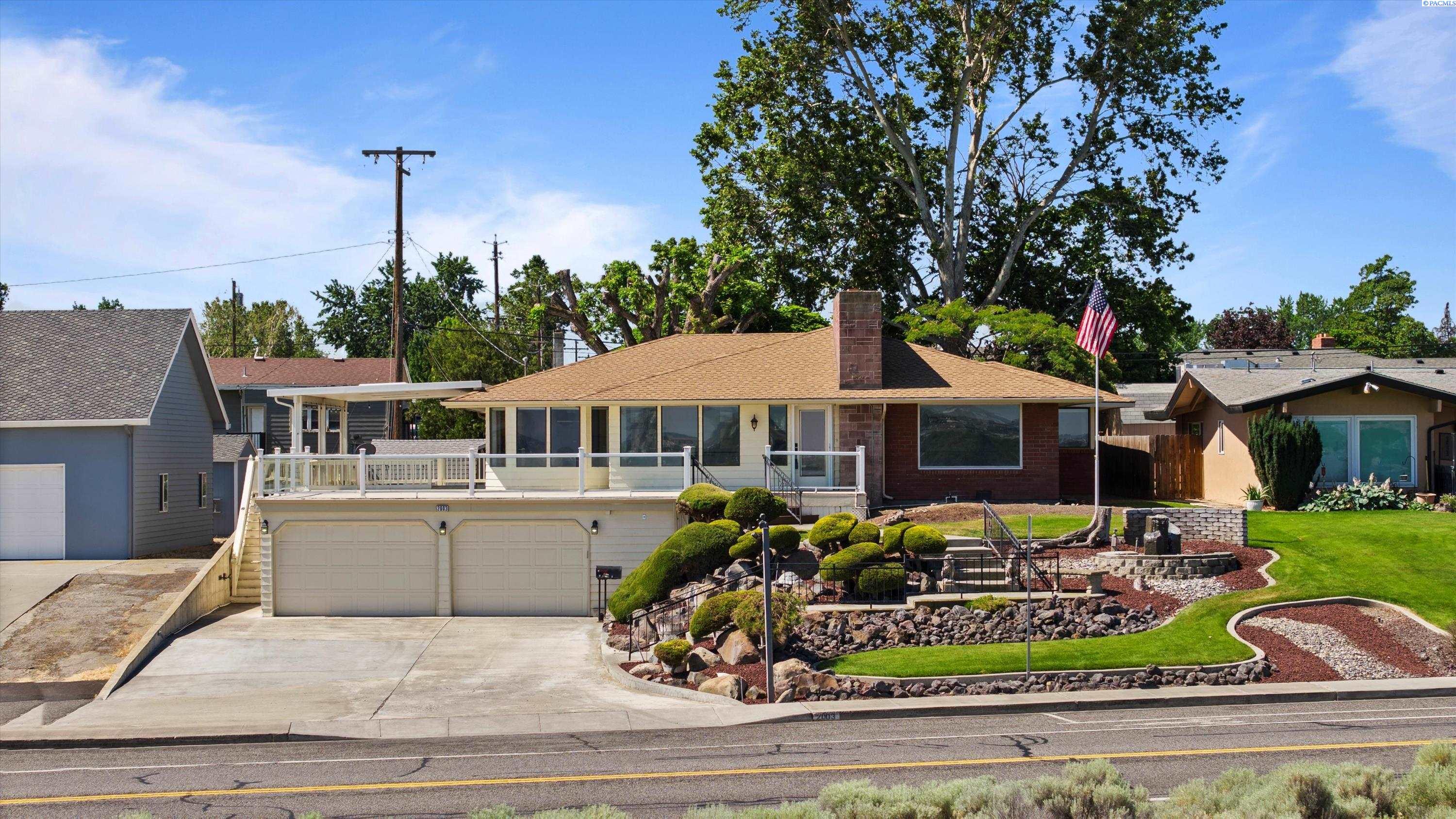 Canal Dr, Kennewick, Washington 99336, 4 Bedrooms Bedrooms, 0 ,4 BathroomsBathrooms,Houses,For Sale,Canal Dr,0,285142