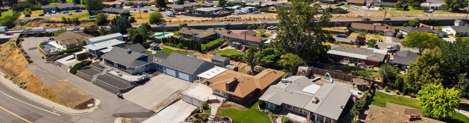 Canal Dr, Kennewick, Washington 99336, 4 Bedrooms Bedrooms, ,4 BathroomsBathrooms,Site Built-owned Lot,For Sale,Canal Dr,285142