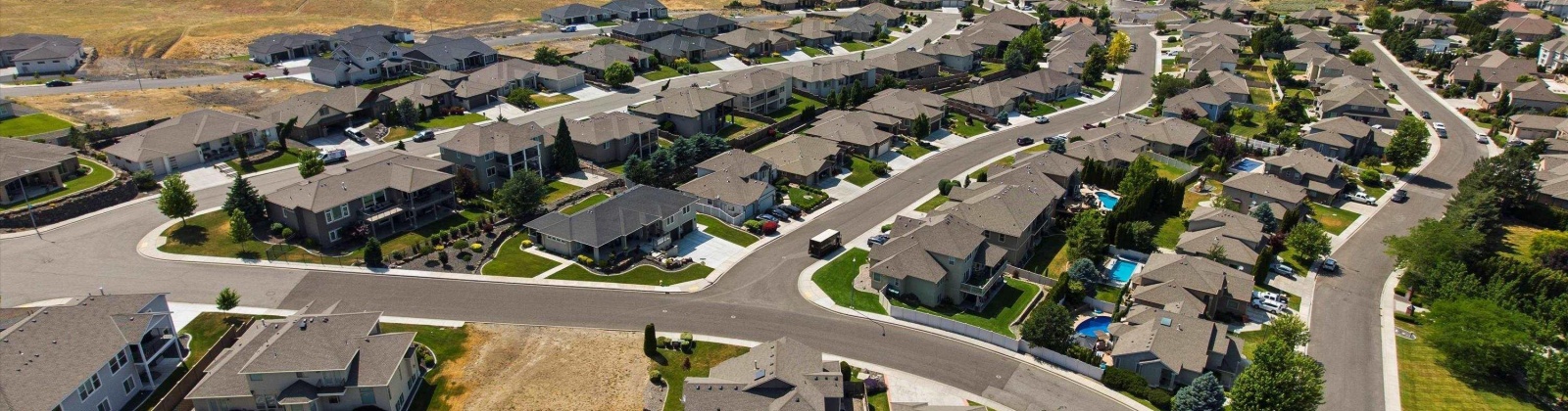 Olson St, Kennewick, Washington 99337, 4 Bedrooms Bedrooms, ,3 BathroomsBathrooms,Site Built-owned Lot,For Sale,Olson St,285138