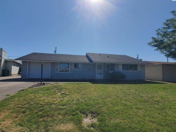 Mayfield Street, Kennewick, Washington 99336, 3 Bedrooms Bedrooms, ,1 BathroomBathrooms,Site Built-owned Lot,For Rent,Mayfield Street,285137