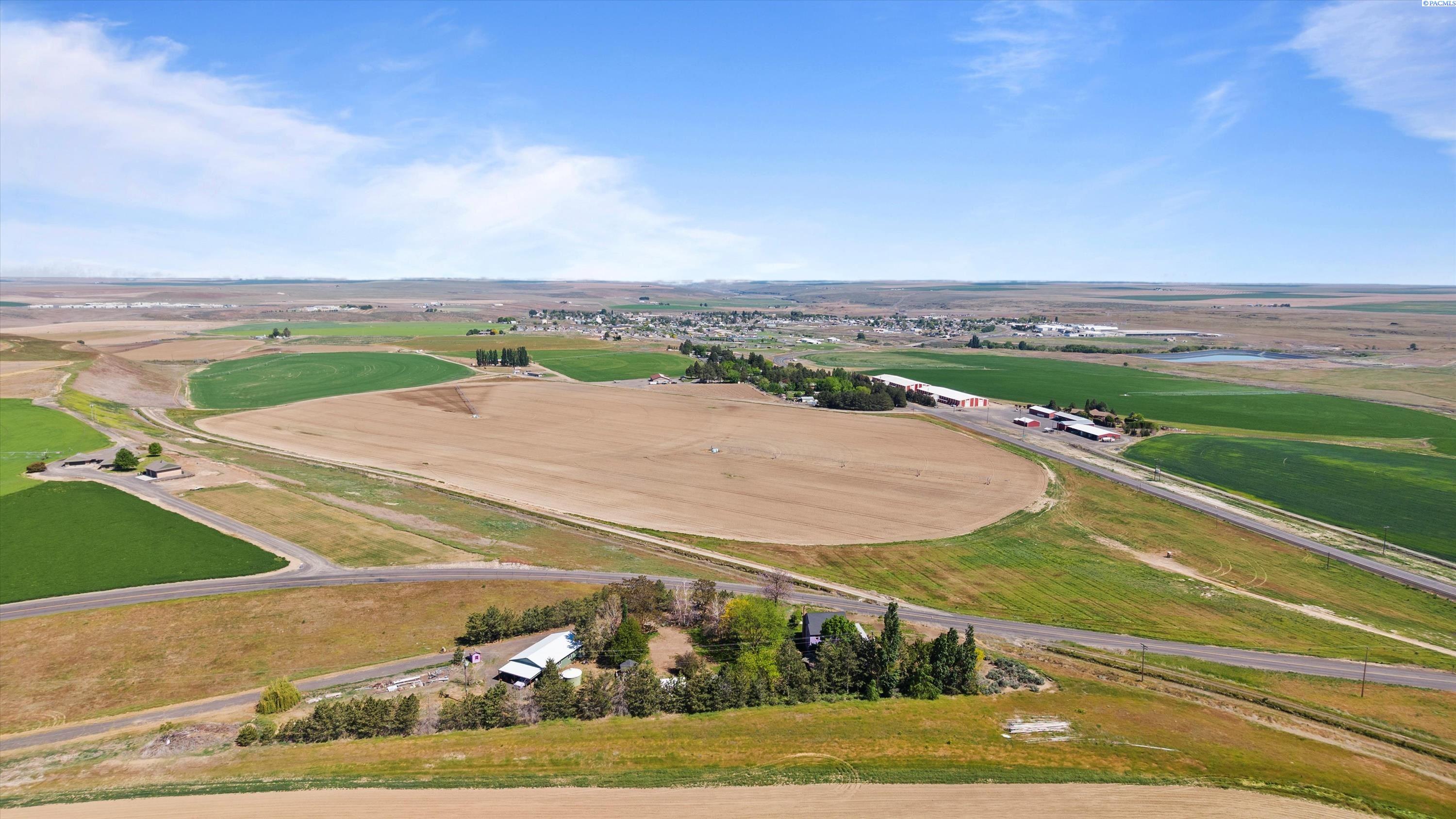 Moon Rd., Connell, Washington 99326, 5 Bedrooms Bedrooms, 0 ,2 BathroomsBathrooms,Houses,For Sale,Moon Rd.,0,283997