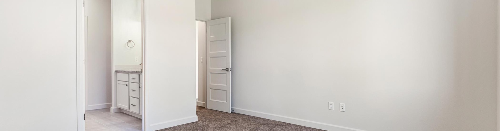 28th Pl, Kennewick, Washington 99338, 3 Bedrooms Bedrooms, ,2 BathroomsBathrooms,Site Built-owned Lot,For Sale,28th Pl,285156