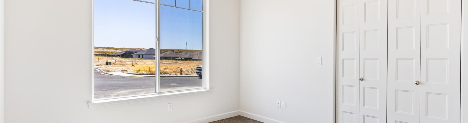 28th Pl, Kennewick, Washington 99338, 3 Bedrooms Bedrooms, ,2 BathroomsBathrooms,Site Built-owned Lot,For Sale,28th Pl,285156