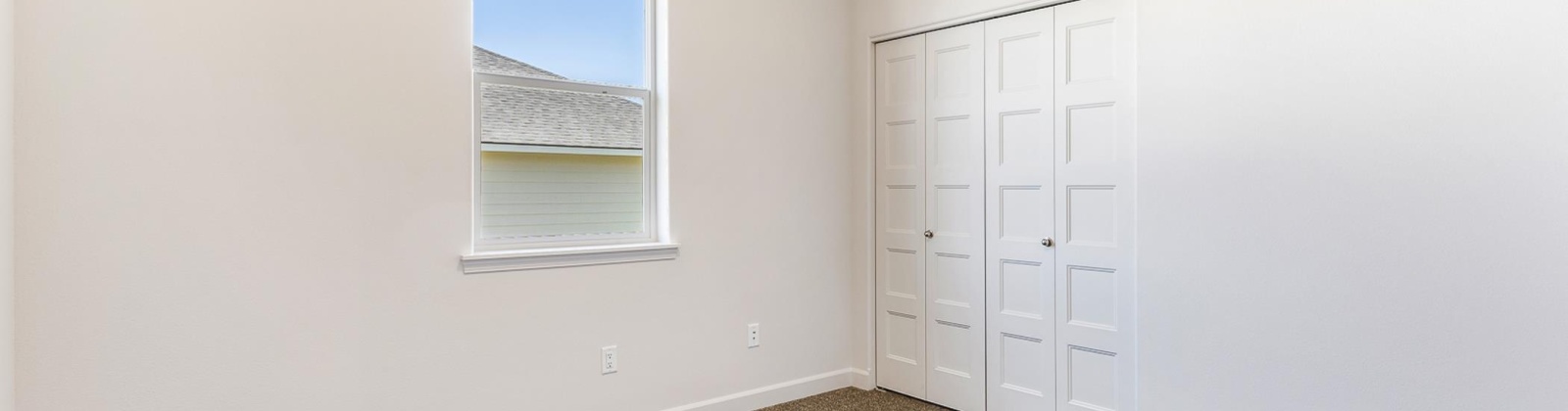 28th Pl, Kennewick, Washington 99338, 3 Bedrooms Bedrooms, ,2 BathroomsBathrooms,Site Built-owned Lot,For Sale,28th Pl,285156