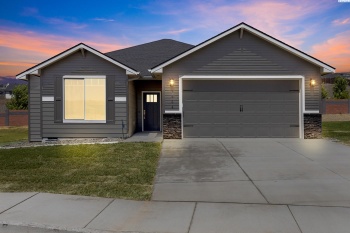 28th Pl, Kennewick, Washington 99338, 3 Bedrooms Bedrooms, ,2 BathroomsBathrooms,Site Built-owned Lot,For Sale,28th Pl,285156