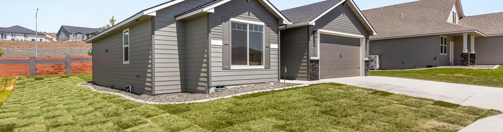 28th Pl, Kennewick, Washington 99338, 3 Bedrooms Bedrooms, ,2 BathroomsBathrooms,Site Built-owned Lot,For Sale,28th Pl,285156