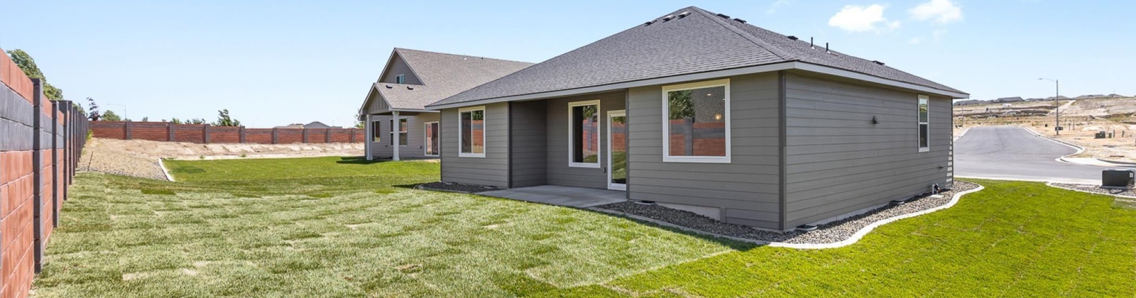 28th Pl, Kennewick, Washington 99338, 3 Bedrooms Bedrooms, ,2 BathroomsBathrooms,Site Built-owned Lot,For Sale,28th Pl,285156