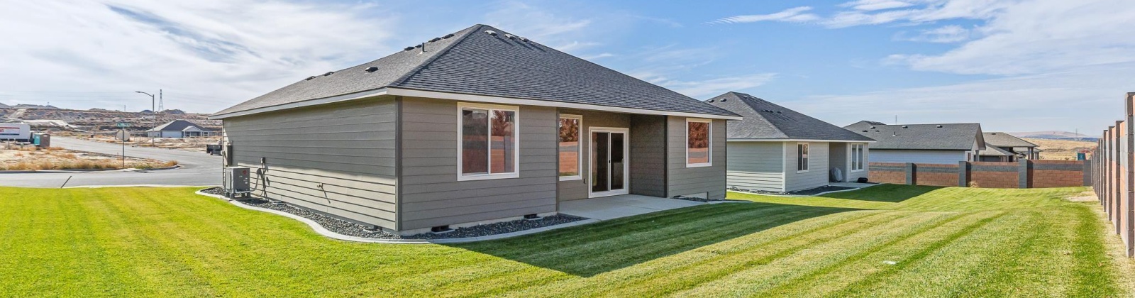 28th Pl, Kennewick, Washington 99338, 3 Bedrooms Bedrooms, 0 ,2 BathroomsBathrooms,Houses,For Sale,28th Pl,0,285156