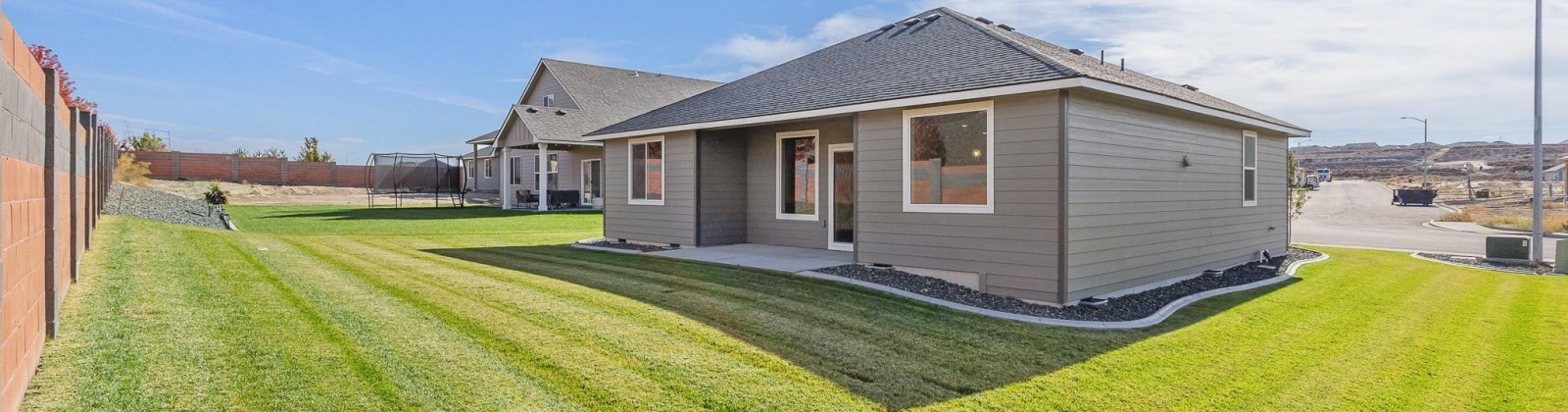 28th Pl, Kennewick, Washington 99338, 3 Bedrooms Bedrooms, 0 ,2 BathroomsBathrooms,Houses,For Sale,28th Pl,0,285156