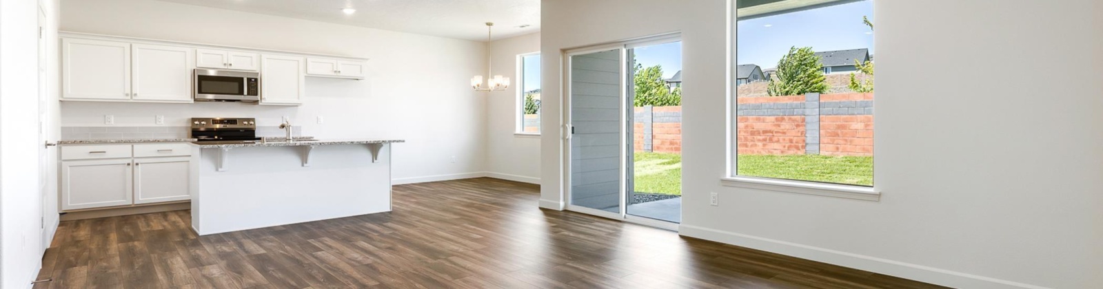 28th Pl, Kennewick, Washington 99338, 3 Bedrooms Bedrooms, ,2 BathroomsBathrooms,Site Built-owned Lot,For Sale,28th Pl,285156