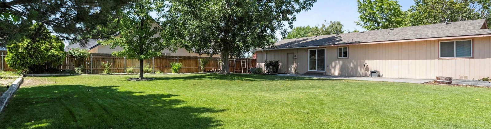 Robin Ct, West Richland, Washington 99353, 3 Bedrooms Bedrooms, ,1 BathroomBathrooms,For Sale,Robin Ct,285151