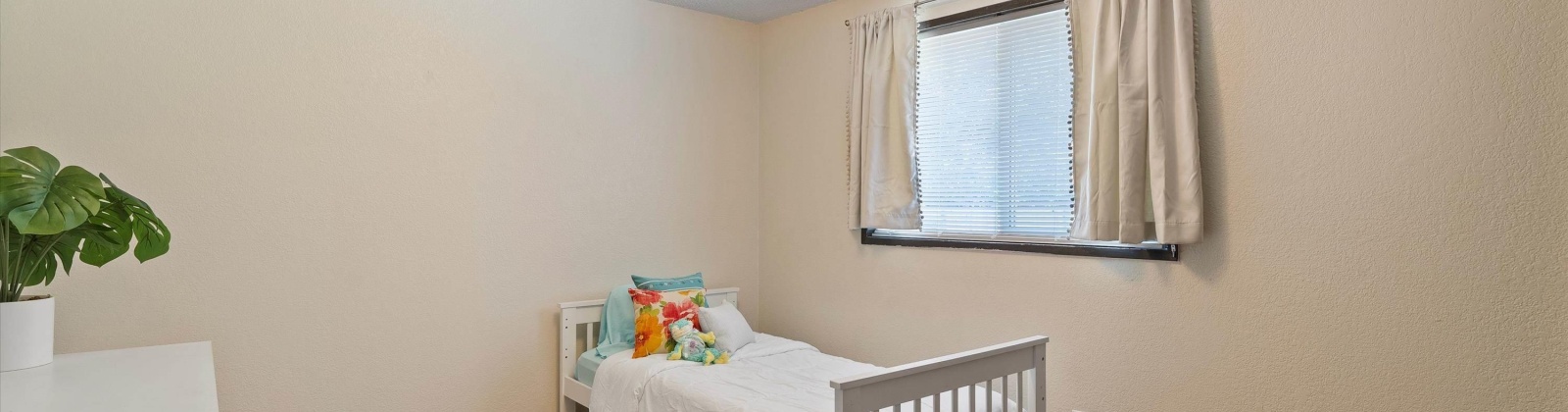 Robin Ct, West Richland, Washington 99353, 3 Bedrooms Bedrooms, ,1 BathroomBathrooms,For Sale,Robin Ct,285151