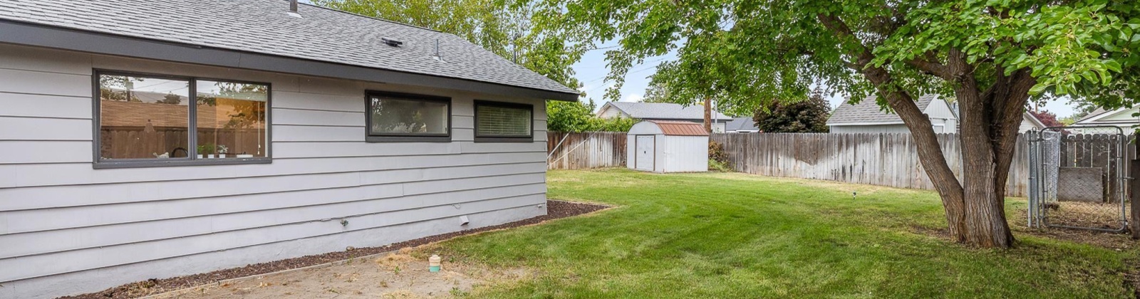 Camden Street, Richland, Washington 99352, 3 Bedrooms Bedrooms, ,1 BathroomBathrooms,For Sale,Camden Street,285177