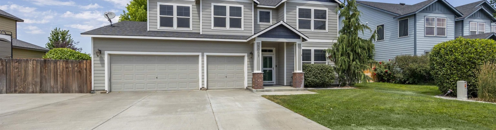 Lucena Dr, Pasco, Washington 99301, 5 Bedrooms Bedrooms, 0 ,3 BathroomsBathrooms,Houses,For Sale,Lucena Dr,0,285175