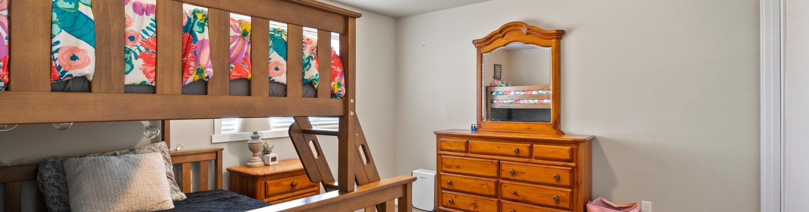 Cardinal Peak St., West Richland, Washington 99353, 4 Bedrooms Bedrooms, ,3 BathroomsBathrooms,For Sale,Cardinal Peak St.,285172