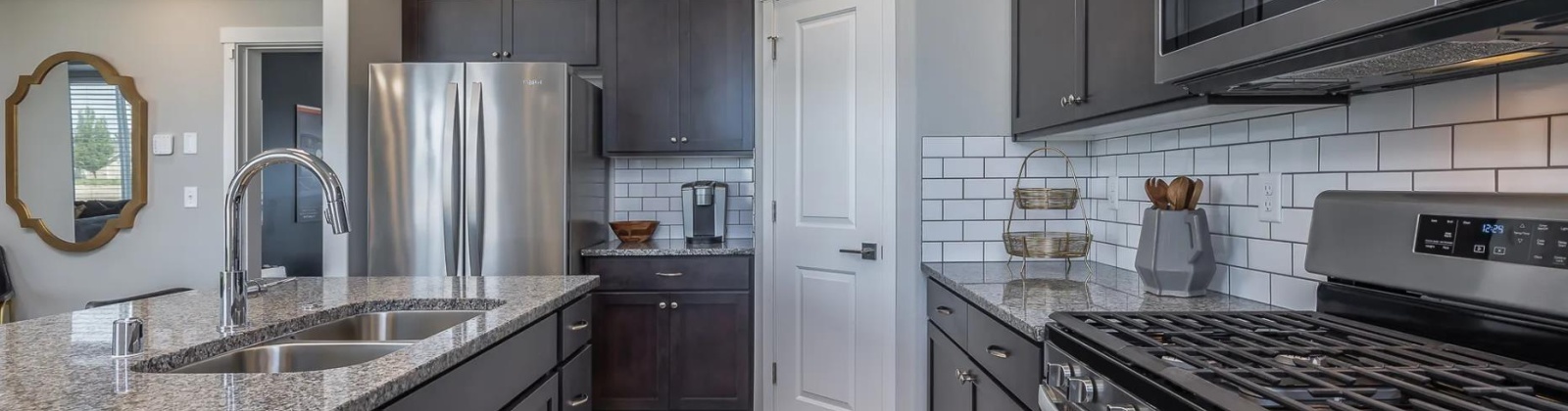 Jade Ave, Grandview, Washington 98930, 3 Bedrooms Bedrooms, ,2 BathroomsBathrooms,Site Built-owned Lot,For Sale,Jade Ave,285171