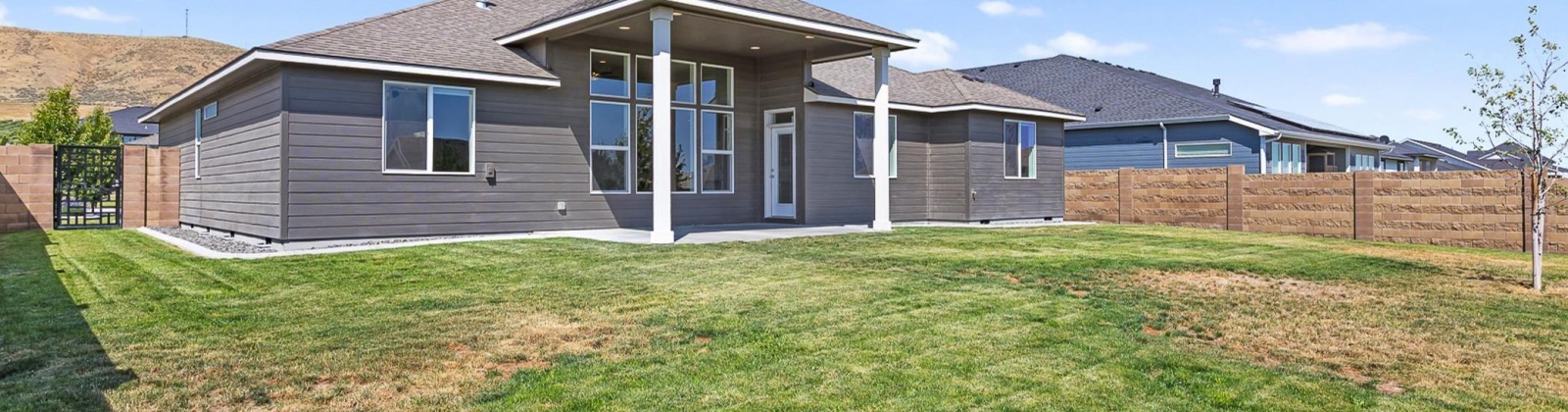 Corvina Street, Richland, Washington 99352, 4 Bedrooms Bedrooms, ,2 BathroomsBathrooms,Site Built-owned Lot,For Sale,Corvina Street,285164