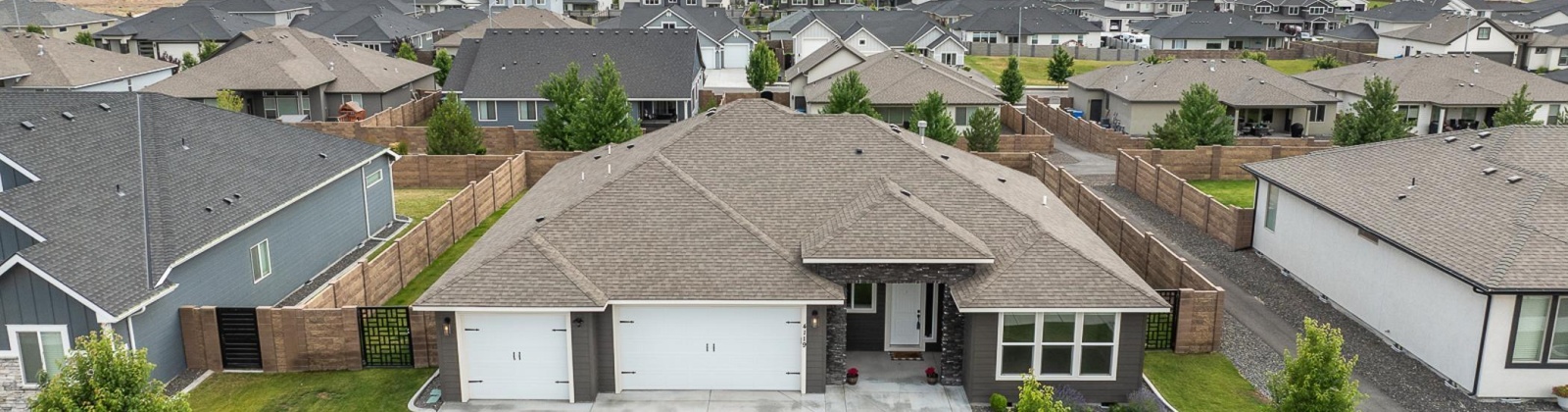Corvina Street, Richland, Washington 99352, 4 Bedrooms Bedrooms, ,2 BathroomsBathrooms,Site Built-owned Lot,For Sale,Corvina Street,285164