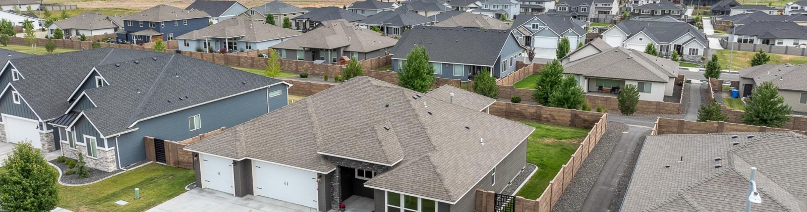Corvina Street, Richland, Washington 99352, 4 Bedrooms Bedrooms, ,2 BathroomsBathrooms,Site Built-owned Lot,For Sale,Corvina Street,285164