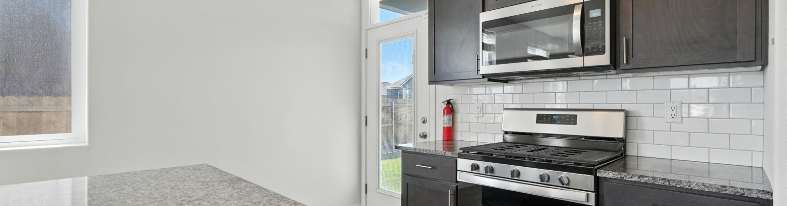 Tanzanite Ave, Grandview, Washington 98930, 3 Bedrooms Bedrooms, ,2 BathroomsBathrooms,For Sale,Tanzanite Ave,285166