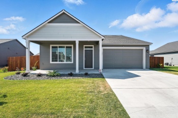 Tanzanite Ave, Grandview, Washington 98930, 3 Bedrooms Bedrooms, ,2 BathroomsBathrooms,For Sale,Tanzanite Ave,285166