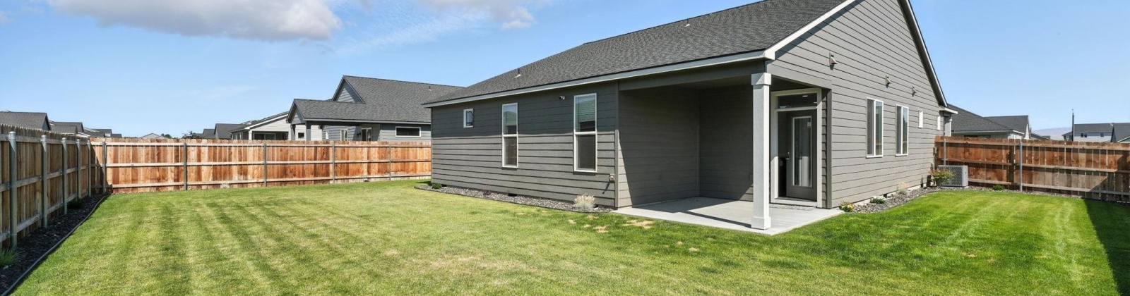 Tanzanite Ave, Grandview, Washington 98930, 3 Bedrooms Bedrooms, ,2 BathroomsBathrooms,For Sale,Tanzanite Ave,285166