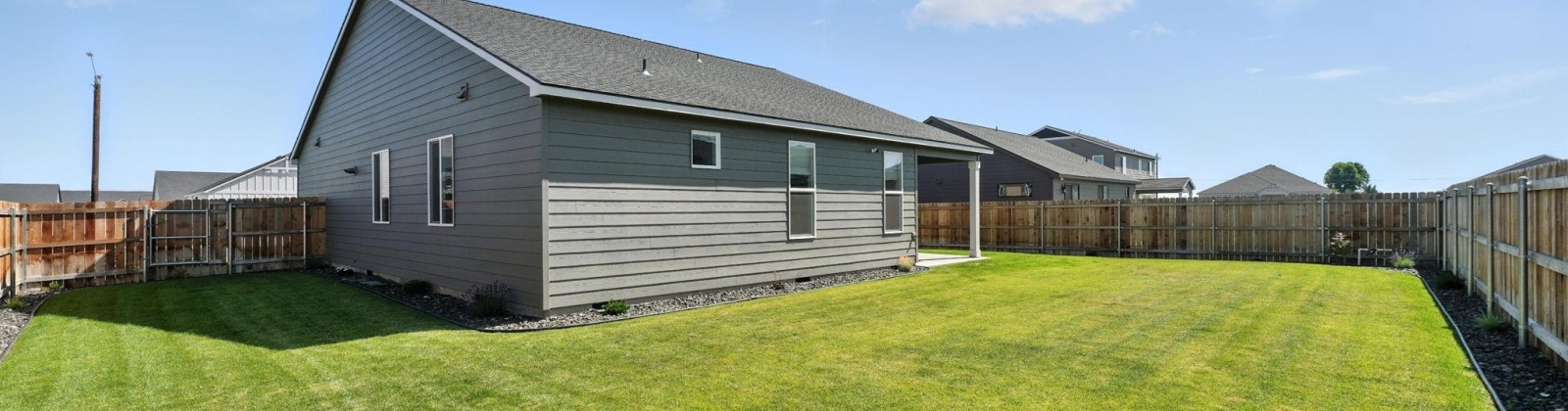 Tanzanite Ave, Grandview, Washington 98930, 3 Bedrooms Bedrooms, ,2 BathroomsBathrooms,For Sale,Tanzanite Ave,285166