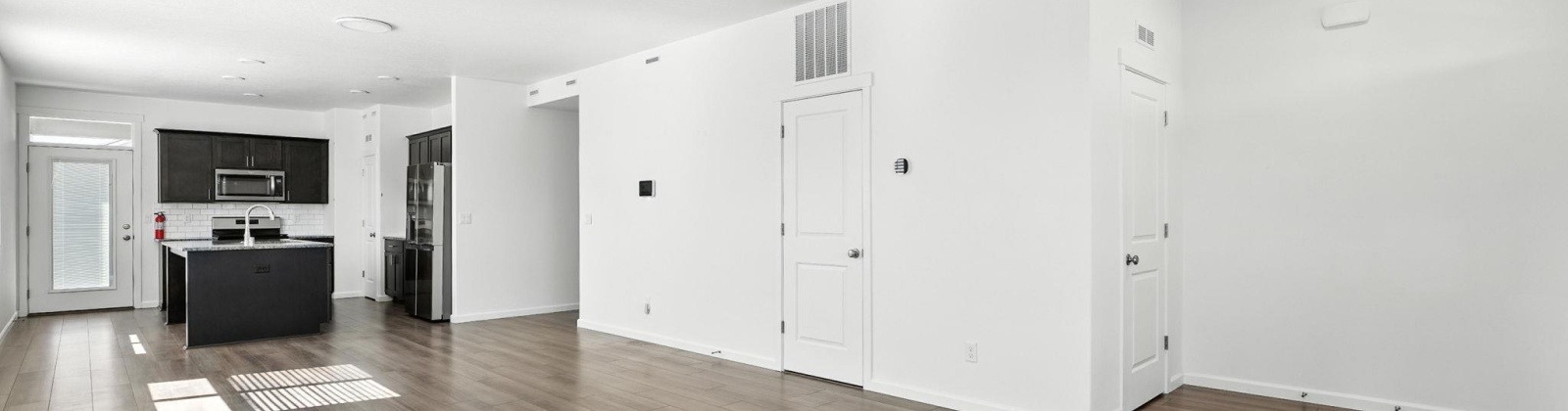 Tanzanite Ave, Grandview, Washington 98930, 3 Bedrooms Bedrooms, ,2 BathroomsBathrooms,For Sale,Tanzanite Ave,285166