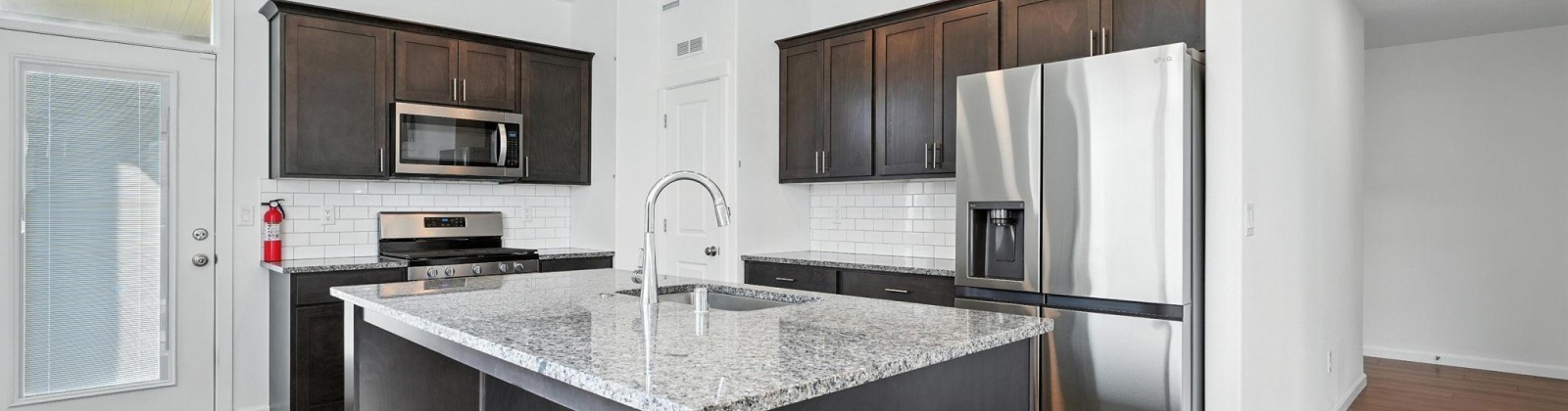 Tanzanite Ave, Grandview, Washington 98930, 3 Bedrooms Bedrooms, ,2 BathroomsBathrooms,For Sale,Tanzanite Ave,285166